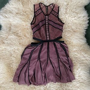 FREE PEOPLE cut out dress w/ lace detail